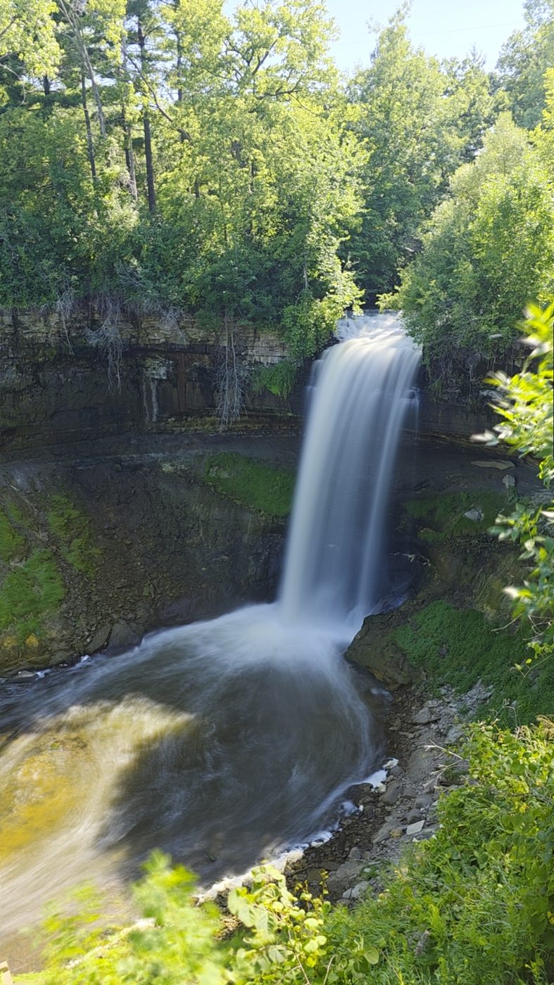 Waterfall rendered as silky white veils, shot handheld with SilkShutter